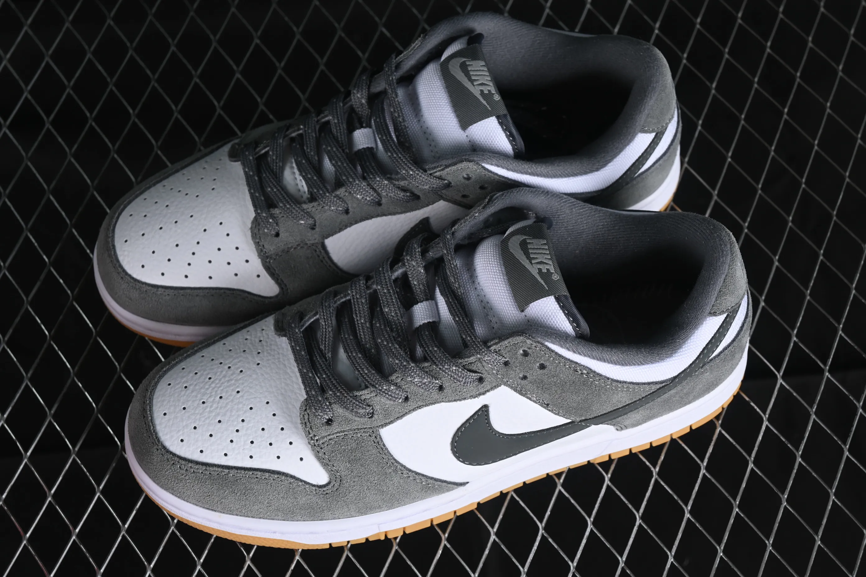 All categories Nk SB Dunk series Nk SB Dunk Low low-top sneakers Nk Dunk Low "Grey Gum" dark gray suede SB low-top casual sports skateboard shoes FV0389-100
